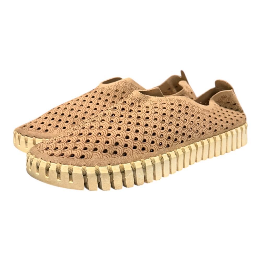Ilse Jacobsen Tulip Sneakers Women's Size 9.5 Latte Casual Slip On Shoes